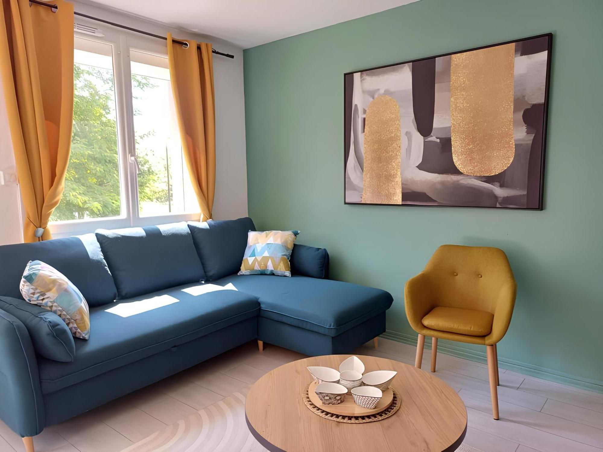 Proche Chu - 4 Couchages - Parking Gratuit - Local Velo * Amiens