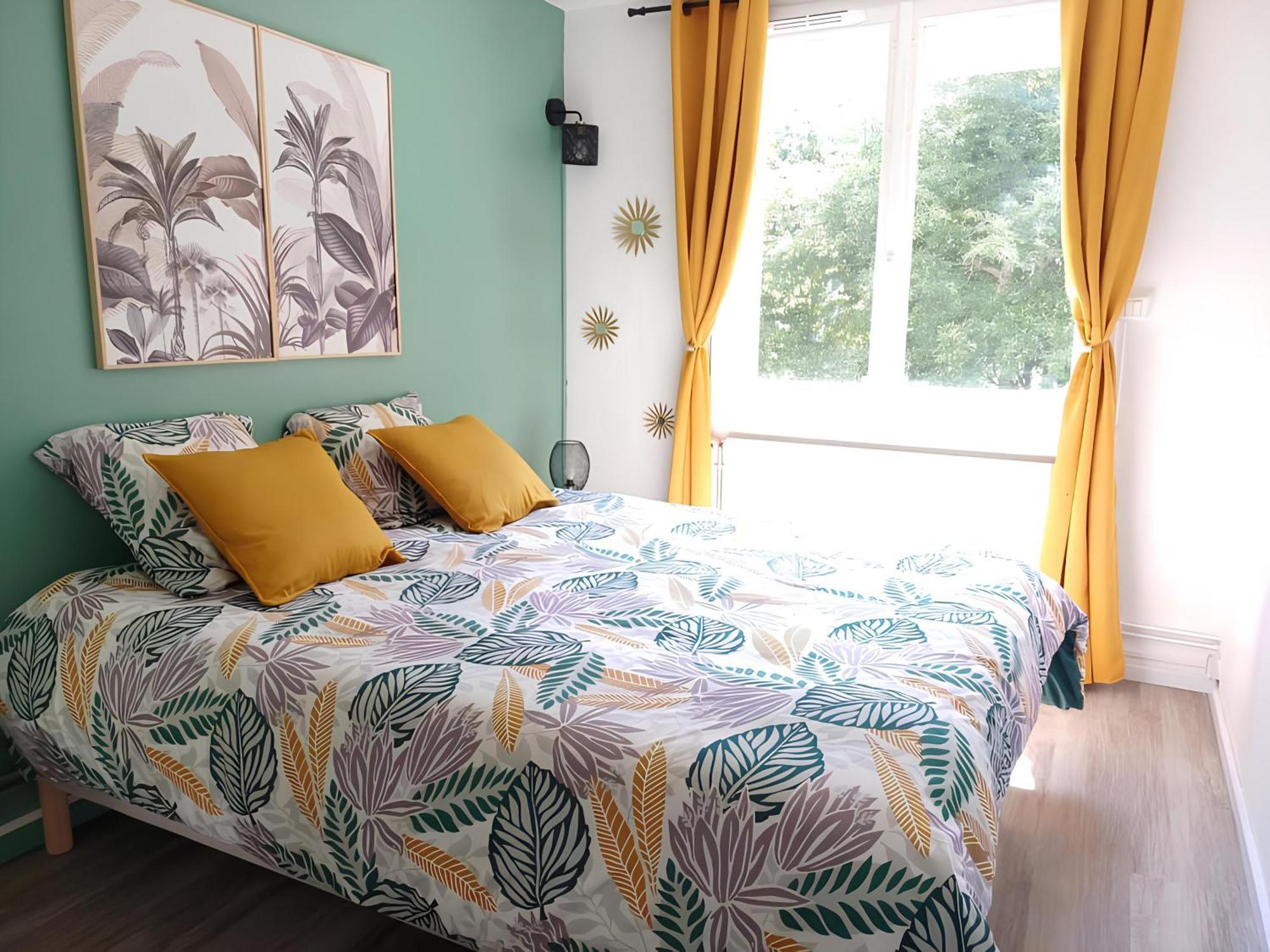 Proche Chu - 4 Couchages - Parking Gratuit - Local Velo *