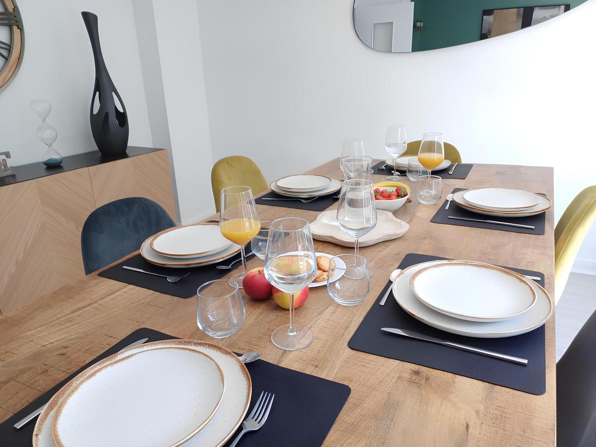 Apartment Proche Chu - 4 Couchages - Parking Gratuit - Local Velo
